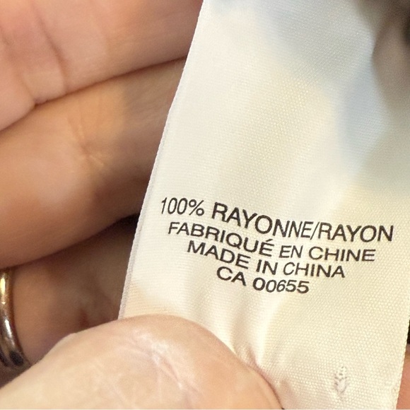 Smart Set Black Button & Cinch Waist Tie Front Sleeveless Lightweight Shirt Top - Picture 10 of 12